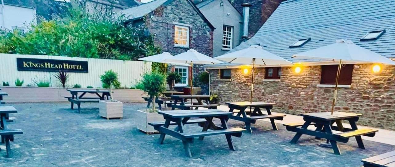 The Kings Head Hotel Abergavenny Exterior foto