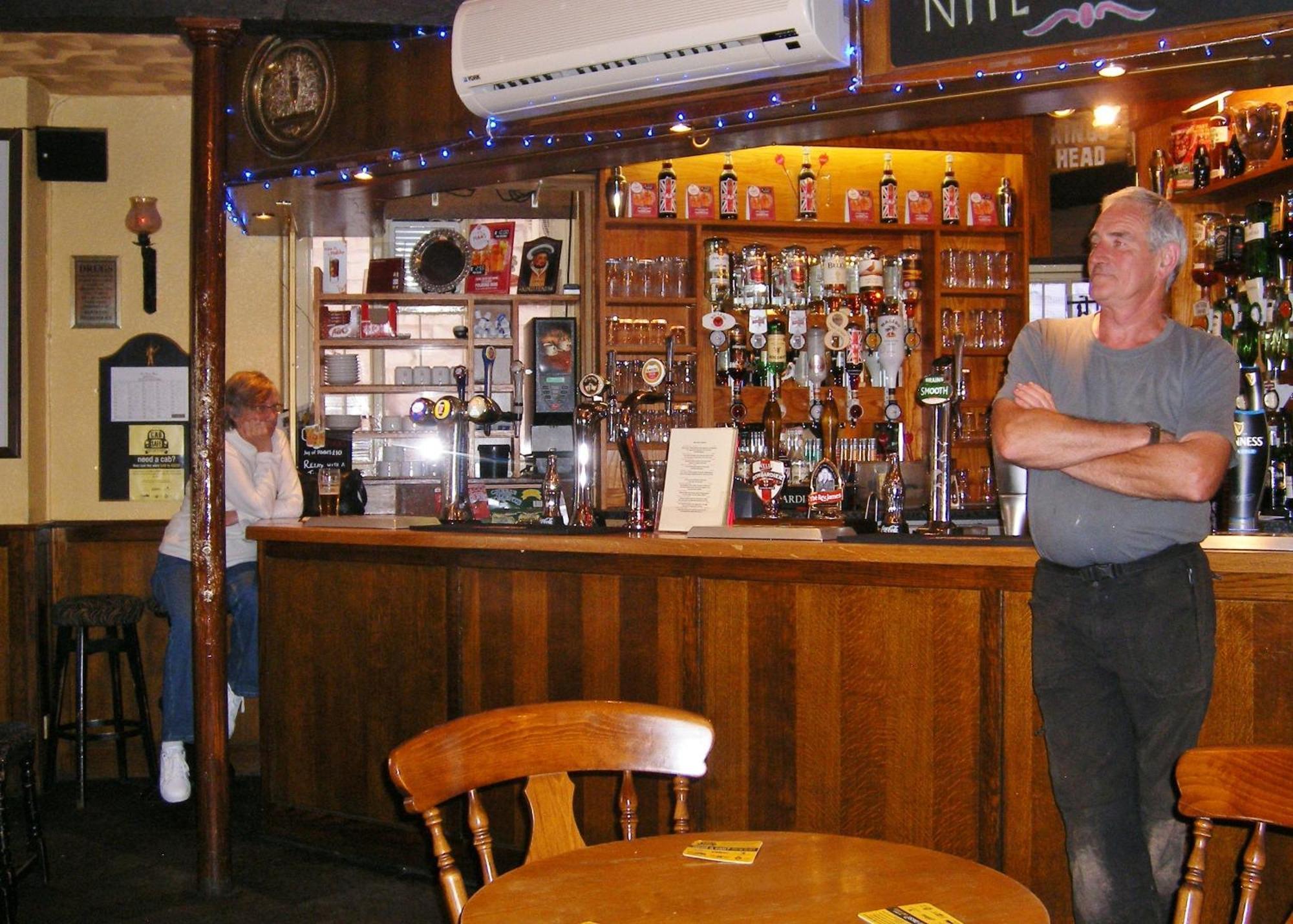 The Kings Head Hotel Abergavenny Exterior foto