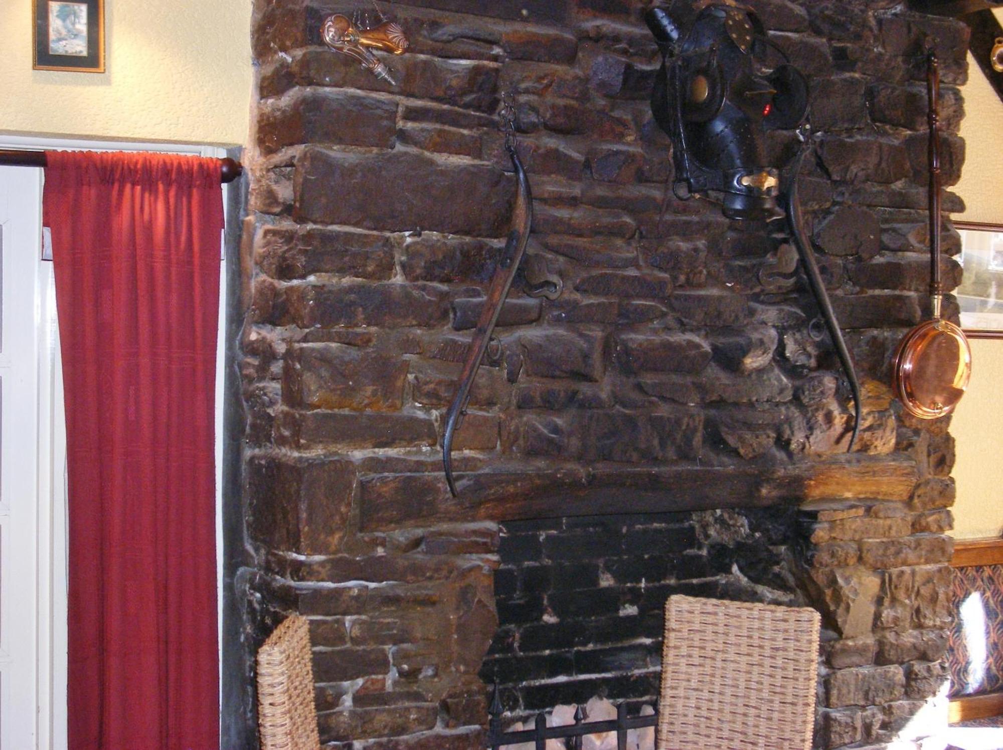 The Kings Head Hotel Abergavenny Exterior foto